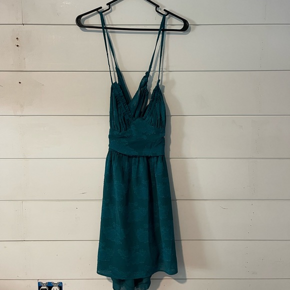 wild fable Dresses & Skirts - BNWT beautiful dark turquoise open back dress size Large